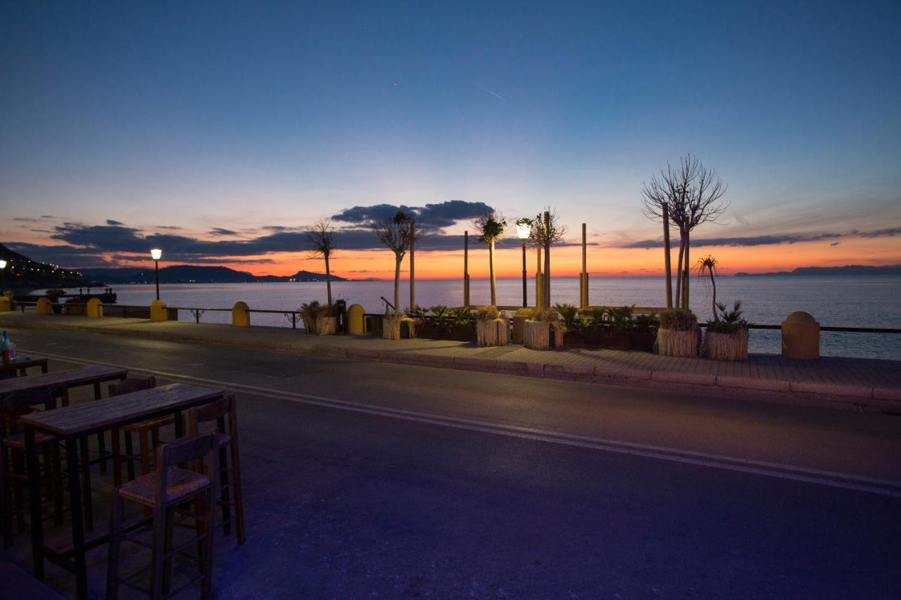 Sea Side Rooms Rhodes City Exterior foto